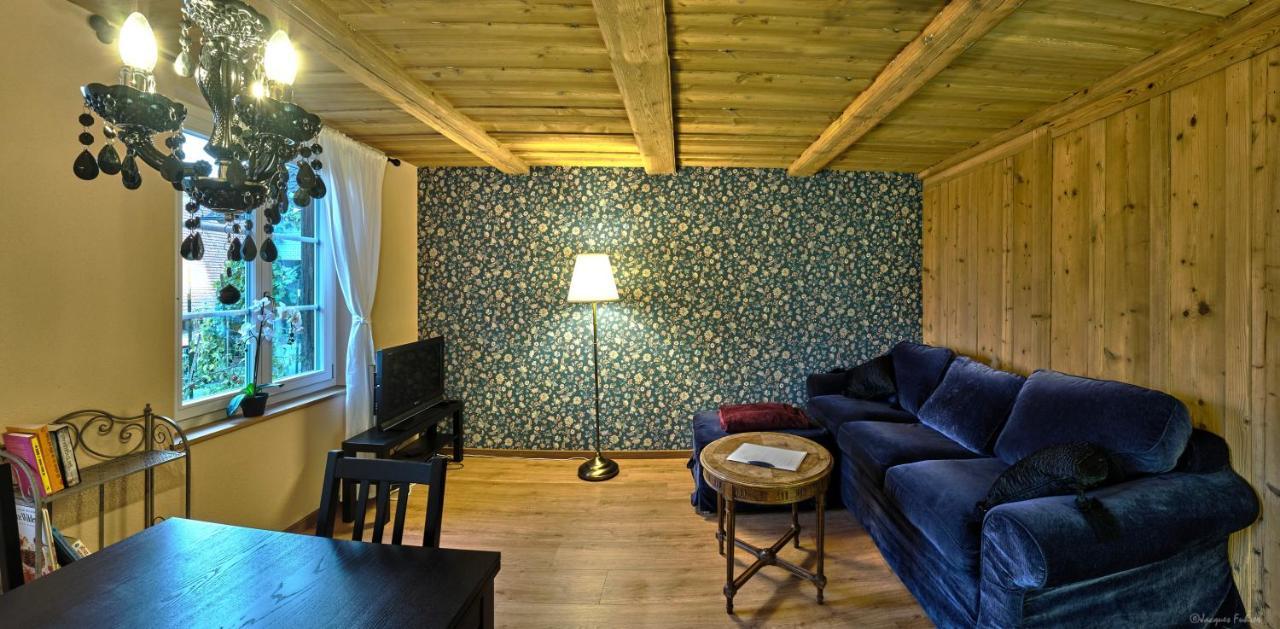 Uelis-Stoeckli-Gaestezimmer Auf Bauernhof Mit Billiard Und Alpakatrekking Meikirch Dış mekan fotoğraf
