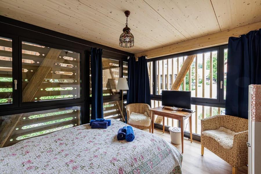 Uelis-Stoeckli-Gaestezimmer Auf Bauernhof Mit Billiard Und Alpakatrekking Meikirch Dış mekan fotoğraf